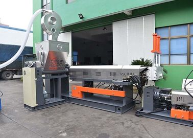 De automatische crushing&amp;loading zijvoeder lijn LDS motor7.5kw van de recyclingsmachine